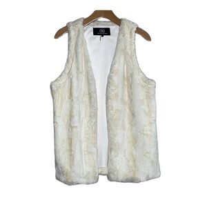 Tart Collections White Fur Lightweight Vest